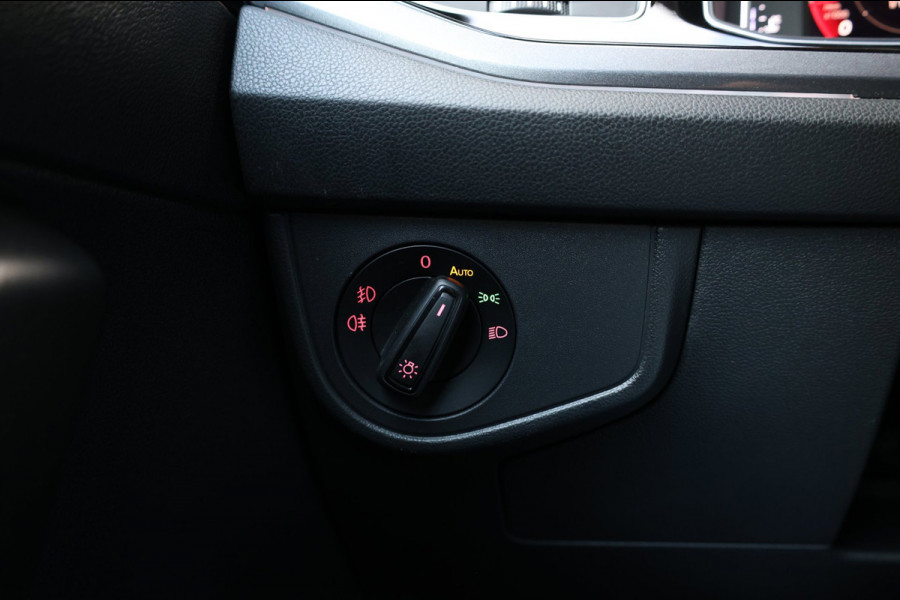 Volkswagen Polo 2.0 TSI GTI 200+PK LED/VIRTUAL/S.VERWARMING/18" LMV/PDC/CRUISE/ECC/12 MND GARANTIE!