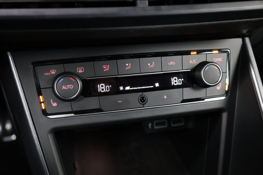 Volkswagen Polo 2.0 TSI GTI 200+PK LED/VIRTUAL/S.VERWARMING/18" LMV/PDC/CRUISE/ECC/12 MND GARANTIE!