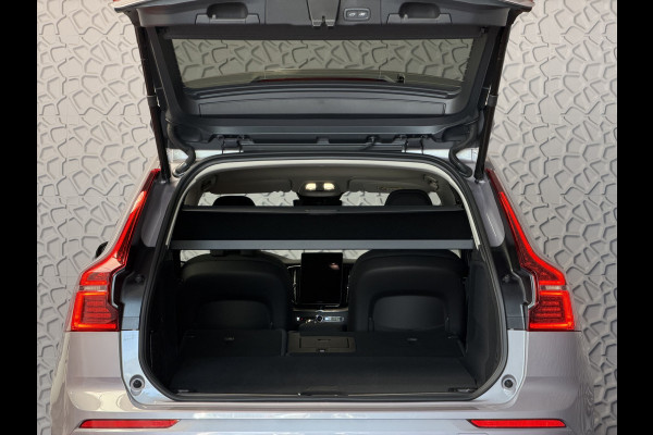 Volvo XC60 2.0 T8 455PK AWD PLUS DARK NIEUWE AUTO HARMAN KARDON 360.CAM STOEL/STUUR VERW LEER
