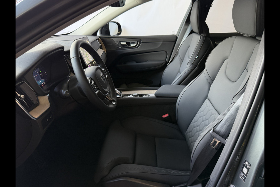 Volvo XC60 2.0 T8 455PK AWD PLUS DARK NIEUWE AUTO HARMAN KARDON 360.CAM STOEL/STUUR VERW LEER