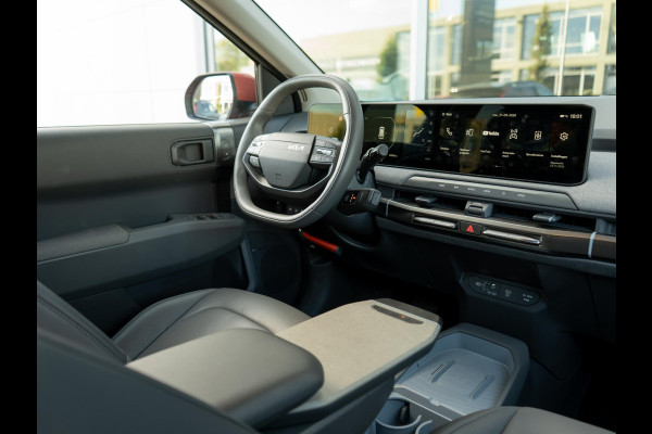 Kia EV3 Plus Advanced 81.4 kWh | Panorama Schuifkantel dak | elektr. achterklep | Leder | Stoel & stuurverwarming l SOH 99%