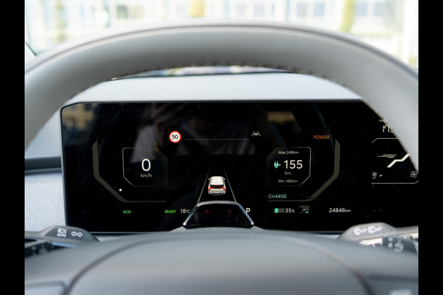 Kia EV3 Plus Advanced 81.4 kWh | Panorama Schuifkantel dak | elektr. achterklep | Leder | Stoel & stuurverwarming l SOH 99%