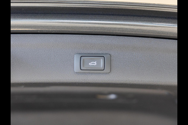 Audi Q3 45 TFSI e S-Line edition SOH 96% / 245pk / NAP / Stoelverwarming / Adaptieve cruise control /