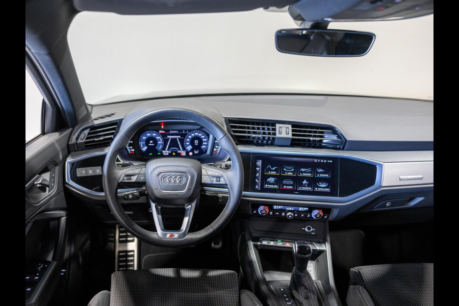 Audi Q3 45 TFSI e S-Line edition SOH 96% / 245pk / NAP / Stoelverwarming / Adaptieve cruise control /