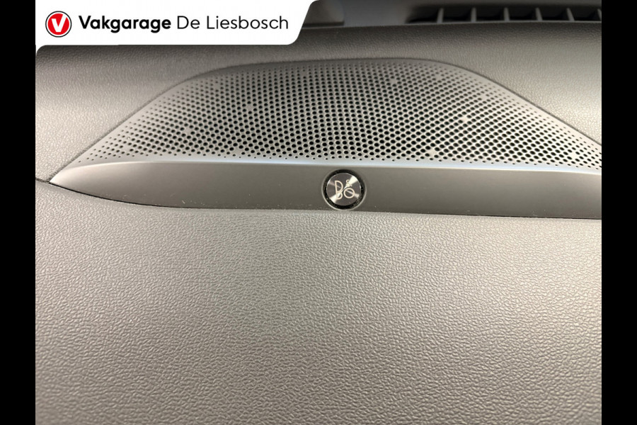 Ford Focus 1.0 EcoBoost Hybrid ST Line X Business /camera / B&O / stoel en stuur verwarming