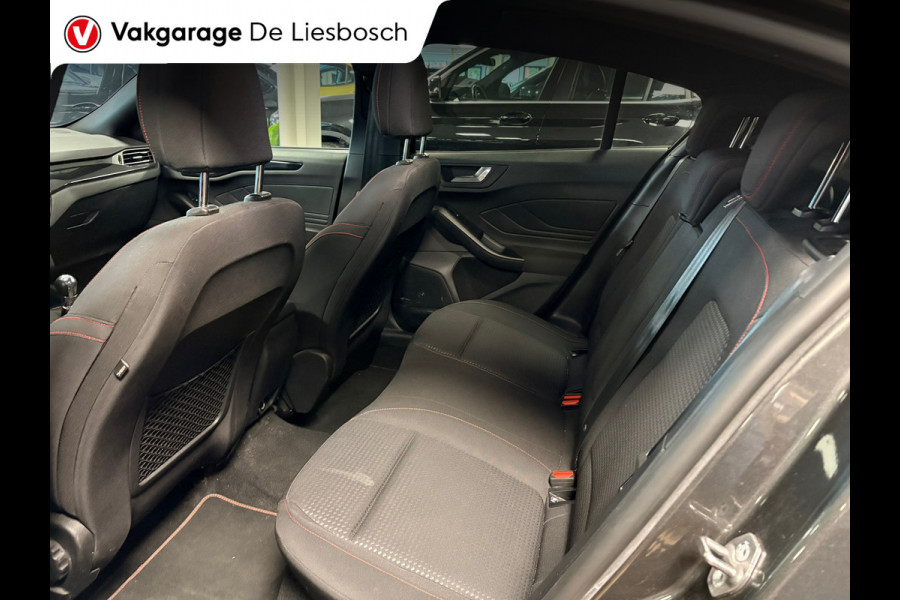 Ford Focus 1.0 EcoBoost Hybrid ST Line X Business /camera / B&O / stoel en stuur verwarming