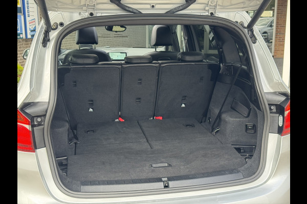 BMW 2 Serie Gran Tourer 218i 7p. High Executive | Pano, Leder, Navi, Camera, Stoelverw., Cruise, Climate | Dealeronderhouden |