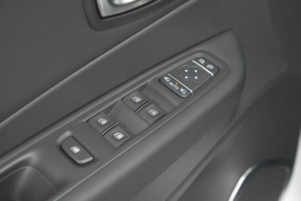 Renault Captur TCe 120 EDC Intens | Camera | Navigatie |  Parkeersensoren | Climate Control