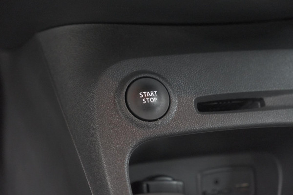 Renault Captur TCe 120 EDC Intens | Camera | Navigatie |  Parkeersensoren | Climate Control