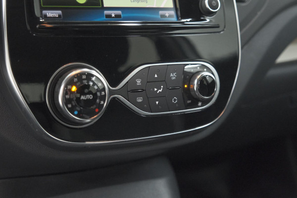Renault Captur TCe 120 EDC Intens | Camera | Navigatie |  Parkeersensoren | Climate Control