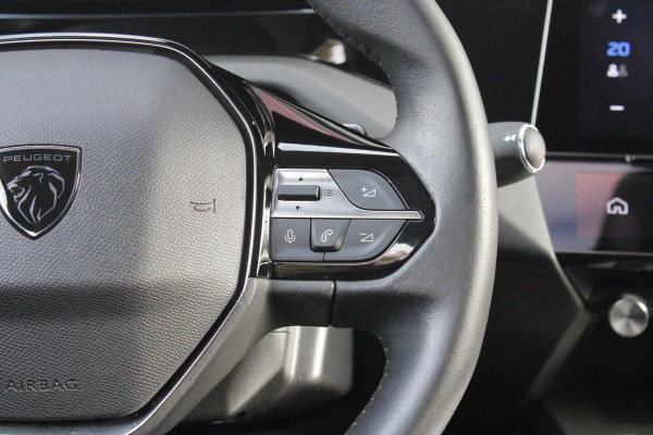 Peugeot 308 1.6 Plug-in Hybrid 180PK ALLURE | ACHTERUITRIJ CAMERA | NAVIGATIE | DRAADLOZE APPLE CARPLAY/ANDROID AUTO | DAB+ RADIO | ADAPTIVE CRUISE CONTROL | 17" LICHTMETALEN VELGEN | CLIMATE CONTROL |