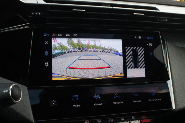 Peugeot 308 1.6 Plug-in Hybrid 180PK ALLURE | ACHTERUITRIJ CAMERA | NAVIGATIE | DRAADLOZE APPLE CARPLAY/ANDROID AUTO | DAB+ RADIO | ADAPTIVE CRUISE CONTROL | 17" LICHTMETALEN VELGEN | CLIMATE CONTROL |
