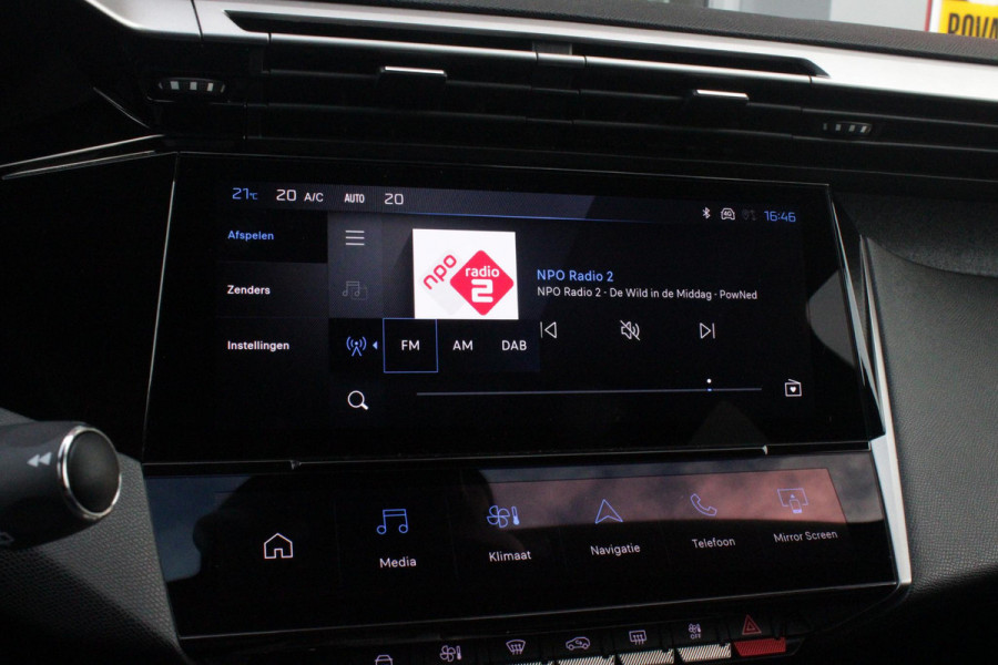 Peugeot 308 1.6 Plug-in Hybrid 180PK ALLURE | ACHTERUITRIJ CAMERA | NAVIGATIE | DRAADLOZE APPLE CARPLAY/ANDROID AUTO | DAB+ RADIO | ADAPTIVE CRUISE CONTROL | 17" LICHTMETALEN VELGEN | CLIMATE CONTROL |