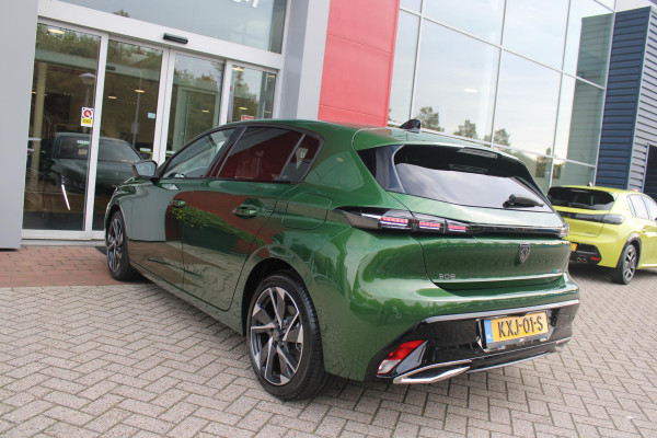 Peugeot 308 1.6 Plug-in Hybrid 180PK ALLURE | ACHTERUITRIJ CAMERA | NAVIGATIE | DRAADLOZE APPLE CARPLAY/ANDROID AUTO | DAB+ RADIO | ADAPTIVE CRUISE CONTROL | 17" LICHTMETALEN VELGEN | CLIMATE CONTROL |
