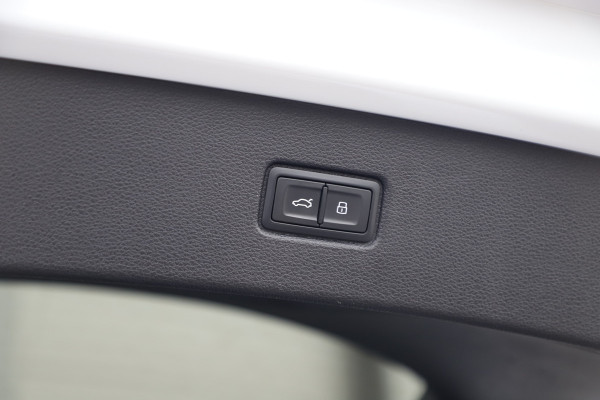 Audi Q7 55 TFSI e quattro Pro Line Plus | 381PK | S-Stoelen | Pano | Keyless-go | Sfeerverlichting | Stoelkoeling | Memory | Matrix-led