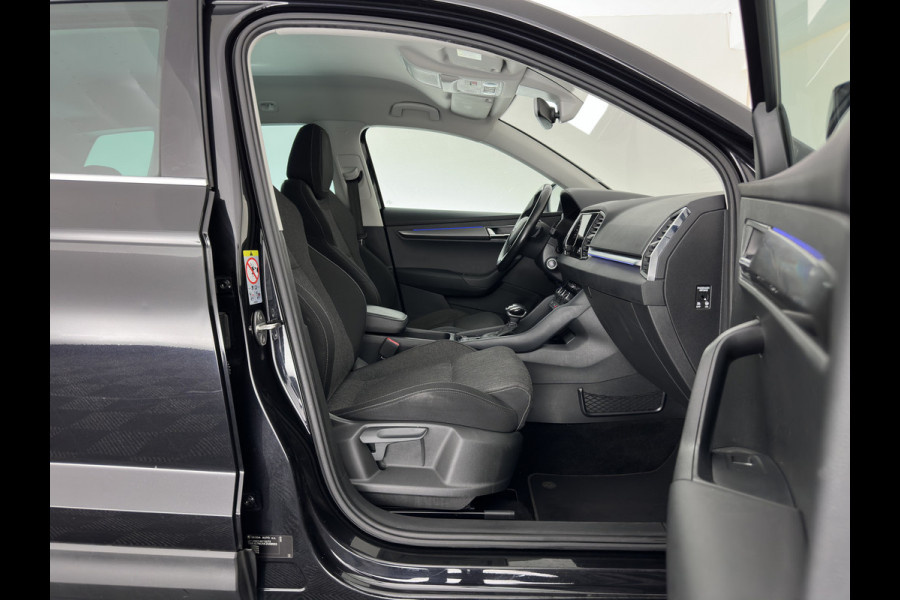 Škoda Karoq 1.6 TDI Style Business (INCL.BTW) Aut. *FULL-LED | NAVI-FULLMAP | ADAPTIVE-CRUISE | HEATED-COMFORTSEATS | KEYLESS | PRIVACY-GLASS | AMBIENT-LIGHT | DAB+ | ECC | PDC | 18''ALU*