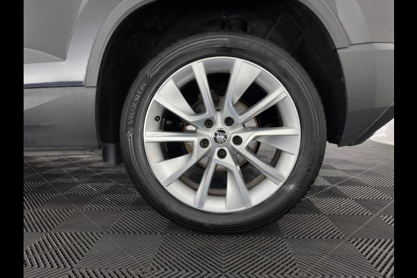 Škoda Karoq 1.6 TDI Style Business (INCL.BTW) Aut. *FULL-LED | NAVI-FULLMAP | ADAPTIVE-CRUISE | HEATED-COMFORTSEATS | KEYLESS | PRIVACY-GLASS | AMBIENT-LIGHT | DAB+ | ECC | PDC | 18''ALU*