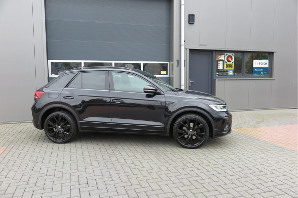 Volkswagen T-Roc 1.5 TSI 150pk DSG R-Line Black Style Virtual cockpit , Keyless, PDC , 19"LMV, Camera , Carplay, LED, Navi voorbereid. Stoelverwarming , Elektr. achterklep