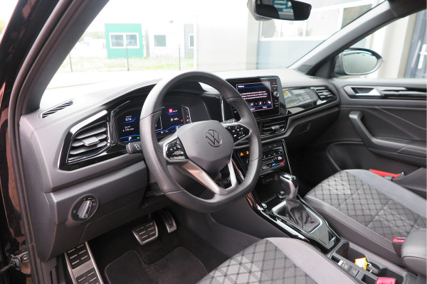 Volkswagen T-Roc 1.5 TSI 150pk DSG R-Line Black Style Virtual cockpit , Keyless, PDC , 19"LMV, Camera , Carplay, LED, Navi voorbereid. Stoelverwarming , Elektr. achterklep