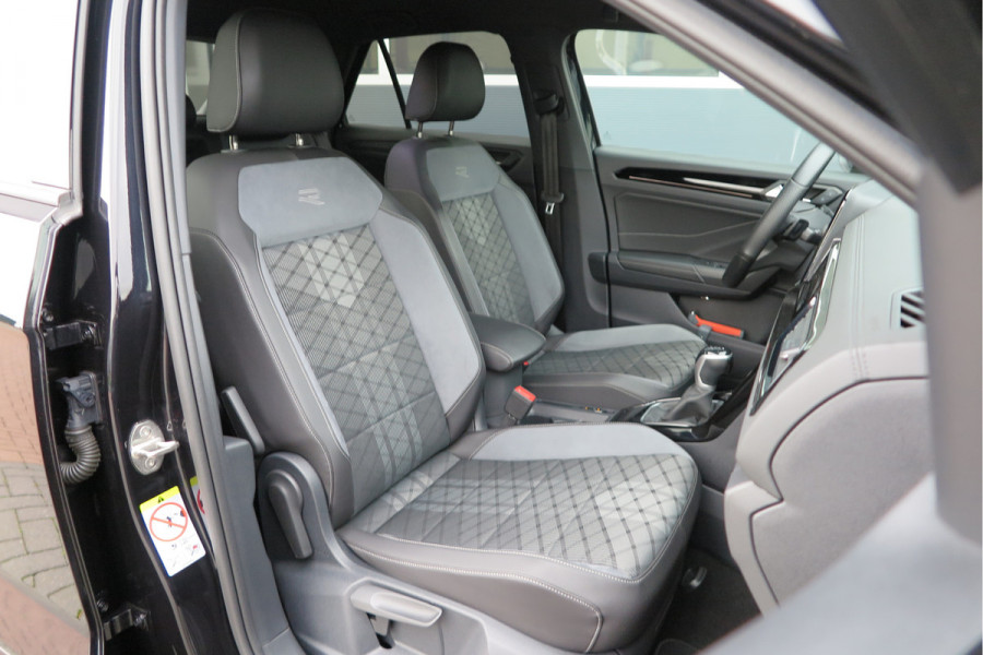 Volkswagen T-Roc 1.5 TSI 150pk DSG R-Line Black Style Virtual cockpit , Keyless, PDC , 19"LMV, Camera , Carplay, LED, Navi voorbereid. Stoelverwarming , Elektr. achterklep
