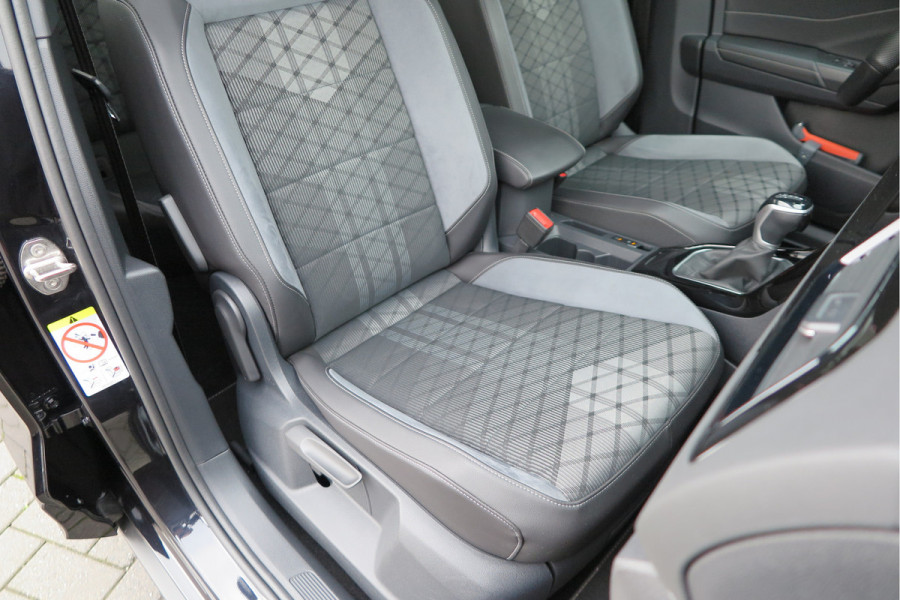 Volkswagen T-Roc 1.5 TSI 150pk DSG R-Line Black Style Virtual cockpit , Keyless, PDC , 19"LMV, Camera , Carplay, LED, Navi voorbereid. Stoelverwarming , Elektr. achterklep