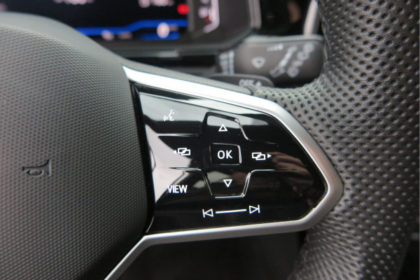 Volkswagen T-Roc 1.5 TSI 150pk DSG R-Line Black Style Virtual cockpit , Keyless, PDC , 19"LMV, Camera , Carplay, LED, Navi voorbereid. Stoelverwarming , Elektr. achterklep