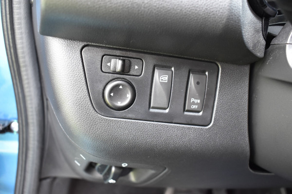 Dacia Spring Essential 27 kWh SOH 94% vol electrisch navigatie pdc Leer
