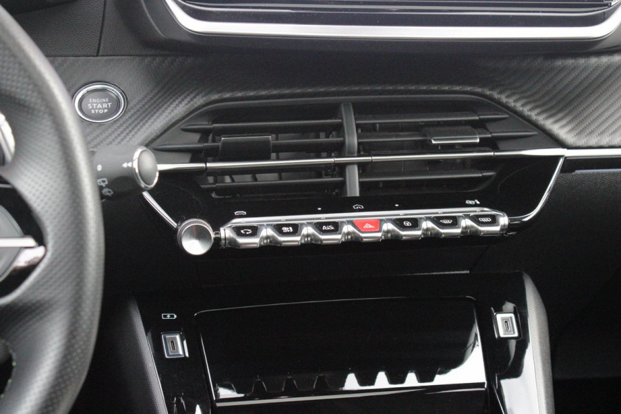 Peugeot 208 1.2 Hybrid 145PK AUTOMAAT GT | PANORAMA DAK | ADAPTIVE CRUISE CONTROL | KEYLESS ENTRY/START | LICHTMETALEN VELGEN 17" | ACHTERUITRIJ CAMERA | FULL LED KOPLAMPEN | PARKEERSENSOREN VOOR + ACHTER | DAB+ RADIO | NAVIGATIE | SFEER VERLICHTING | DRAADLOZE TELEFOONLADER |