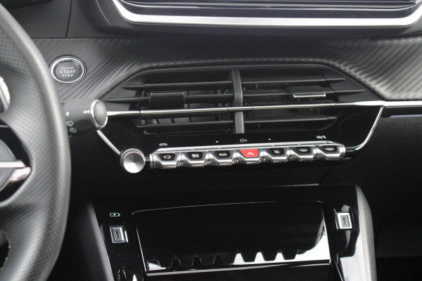 Peugeot 208 1.2 Hybrid 145PK AUTOMAAT GT | PANORAMA DAK | ADAPTIVE CRUISE CONTROL | KEYLESS ENTRY/START | LICHTMETALEN VELGEN 17" | ACHTERUITRIJ CAMERA | FULL LED KOPLAMPEN | PARKEERSENSOREN VOOR + ACHTER | DAB+ RADIO | NAVIGATIE | SFEER VERLICHTING | DRAADLOZE TELEFOONLADER |