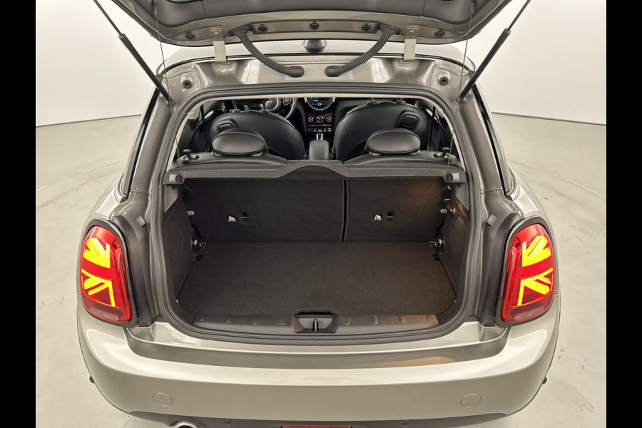 MINI Mini 1.5 136 PK Aut. Cooper Greenwich Ed. Pano-dak/Yours-Leer/Carplay/Climate
