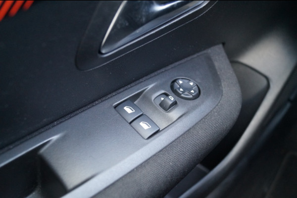 Peugeot 208 1.2 PureTech Active -CARPLAY-AIRCO-CRUISE-