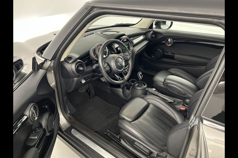 MINI Mini 1.5 136 PK Aut. Cooper Greenwich Ed. Pano-dak/Yours-Leer/Carplay/Climate
