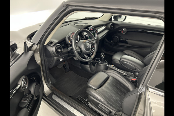 MINI Mini 1.5 136 PK Aut. Cooper Greenwich Ed. Pano-dak/Yours-Leer/Carplay/Climate