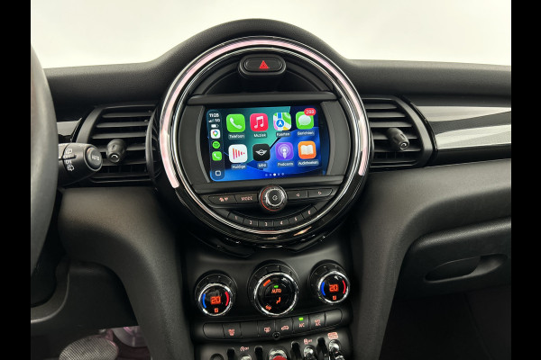 MINI Mini 1.5 136 PK Aut. Cooper Greenwich Ed. Pano-dak/Yours-Leer/Carplay/Climate
