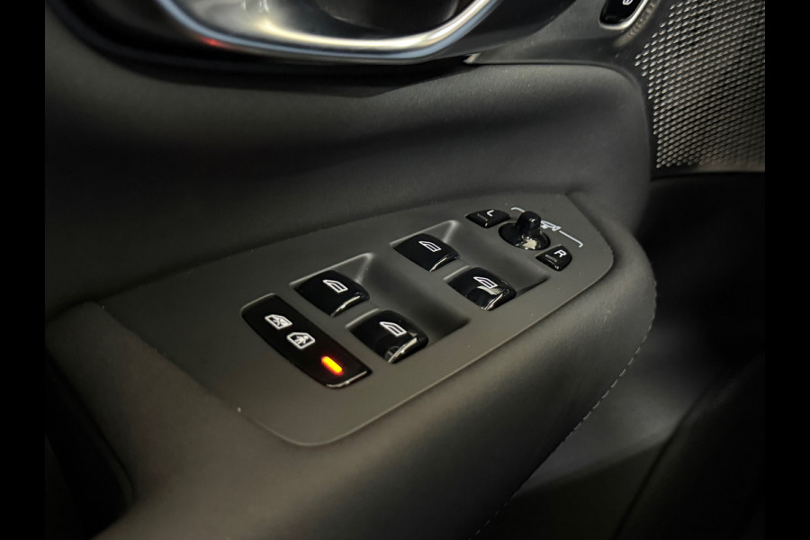Volvo XC90 2.0 T8 Plug-in hybrid AWD Plus Dark | 7p. | MY2026 | Premium Pakket | Lagom pakket | Pano | Luchtvering | B&W |Trekhaak