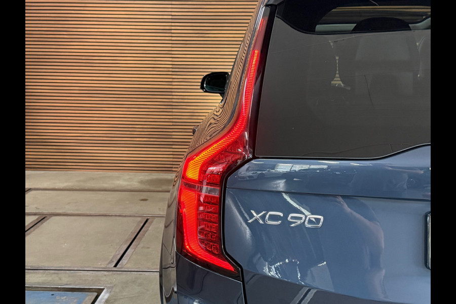 Volvo XC90 2.0 T8 Plug-in hybrid AWD Plus Dark | 7p. | MY2026 | Premium Pakket | Lagom pakket | Pano | Luchtvering | B&W |Trekhaak