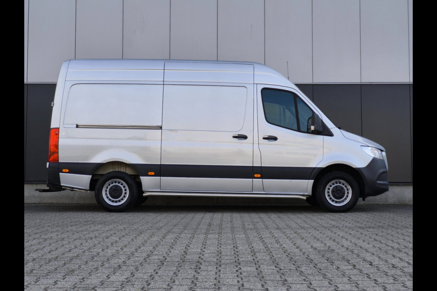 Mercedes-Benz Sprinter 315CDI 9T AUT 2X SCHUIFDEUR 3500KG TREKHAAK CRUISE CLIMATE