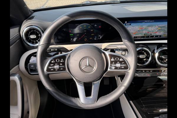 Mercedes-Benz CLA-Klasse Shooting Brake 250 e Luxury Line 18"/Leder/Elektrische klep/Camera/PDC v+a/DAB/Navigatie