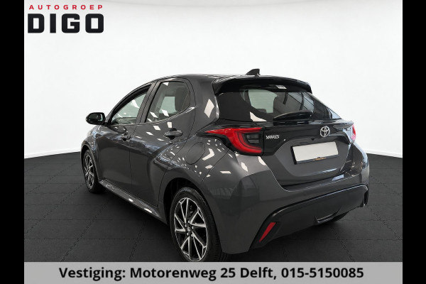 Toyota Yaris 1.5 Hybrid 115 Dynamic GARANTIE TOT 06-2033! . STOEL VERWARMING . PARKEERSENSOREN ACHTER . APPLE CARPLAY & ANDRIOD AUTO . SLECHTS 33.000KM .