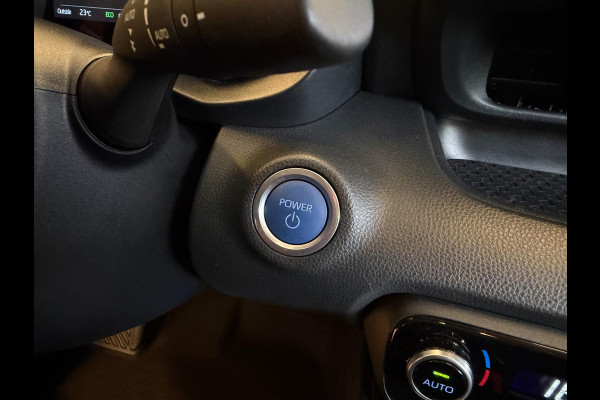 Toyota Yaris 1.5 Hybrid 115 Dynamic GARANTIE TOT 06-2033! . STOEL VERWARMING . PARKEERSENSOREN ACHTER . APPLE CARPLAY & ANDRIOD AUTO . SLECHTS 33.000KM .