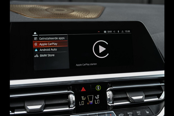 BMW 3 Serie 318i High Executive M-Sport | M-Performance | Stoelverwarming | Ambiance Interieur | PDC V+A | Cruise Control |