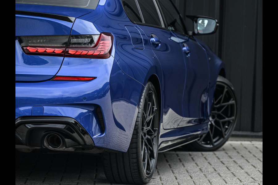 BMW 3 Serie 318i High Executive M-Sport | M-Performance | Stoelverwarming | Ambiance Interieur | PDC V+A | Cruise Control |
