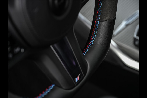 BMW 3 Serie 318i High Executive M-Sport | M-Performance | Stoelverwarming | Ambiance Interieur | PDC V+A | Cruise Control |
