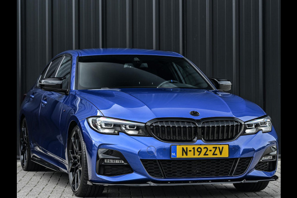 BMW 3 Serie 318i High Executive M-Sport | M-Performance | Stoelverwarming | Ambiance Interieur | PDC V+A | Cruise Control |