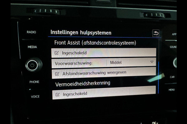 Volkswagen Golf 1.5 TSI Highline Business R Dynadio|Keyless|Camera