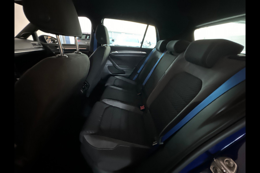 Volkswagen Golf 1.5 TSI Highline Business R Dynadio|Keyless|Camera