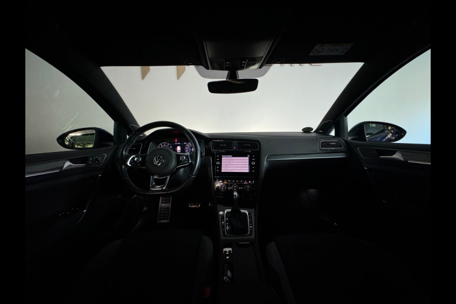 Volkswagen Golf 1.5 TSI Highline Business R Dynadio|Keyless|Camera