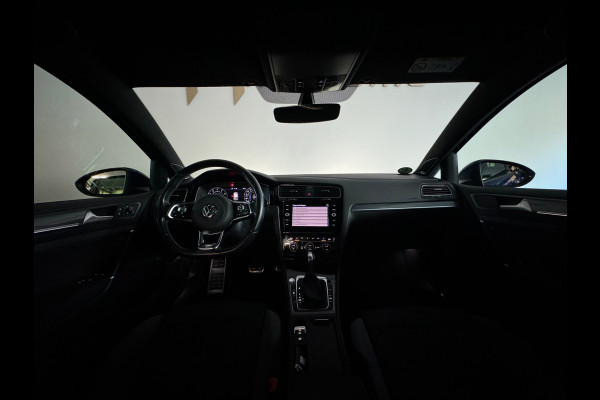Volkswagen Golf 1.5 TSI Highline Business R Dynadio|Keyless|Camera
