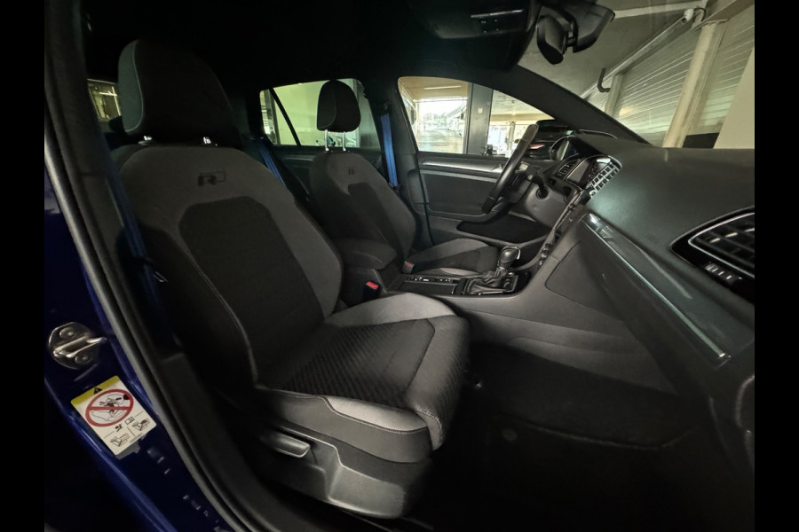 Volkswagen Golf 1.5 TSI Highline Business R Dynadio|Keyless|Camera