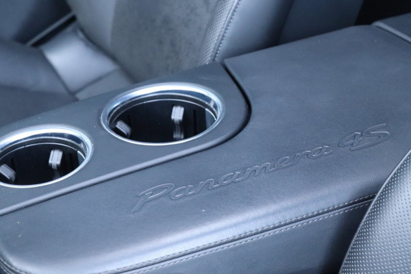 Porsche Panamera 2.9 4S E-Hybrid | PANO | BOSE | SPORT CHRONO